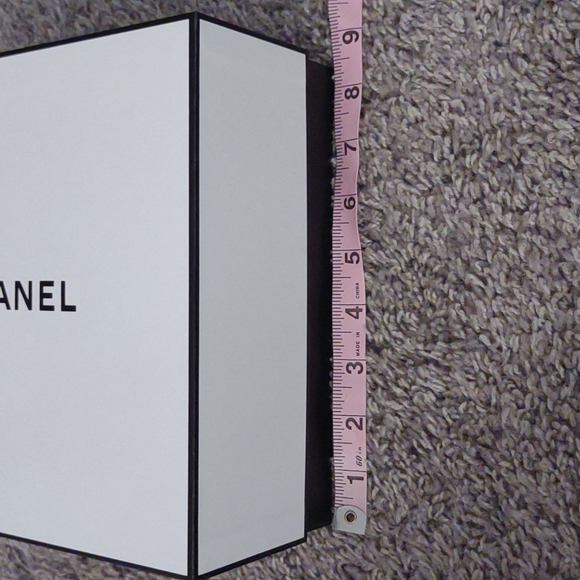 Authentic Chanel Gift Box - Picture 11 of 12